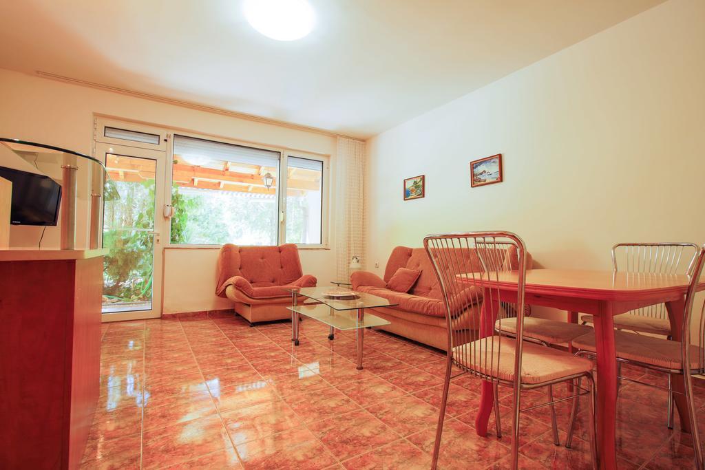 רבדה Apartment Byala Kashta מראה חיצוני תמונה